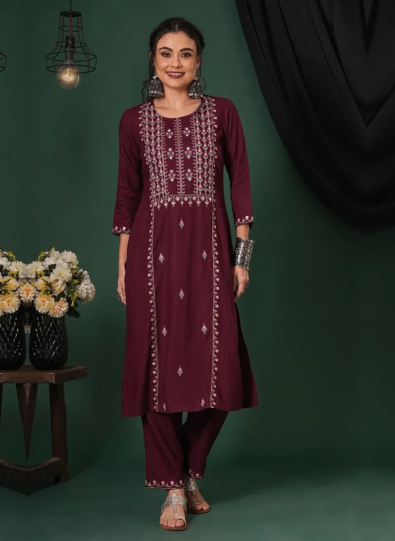 globus Globus Women Embroidered Yoke Calf Length Straight Kurta & Pants Ethnic Set